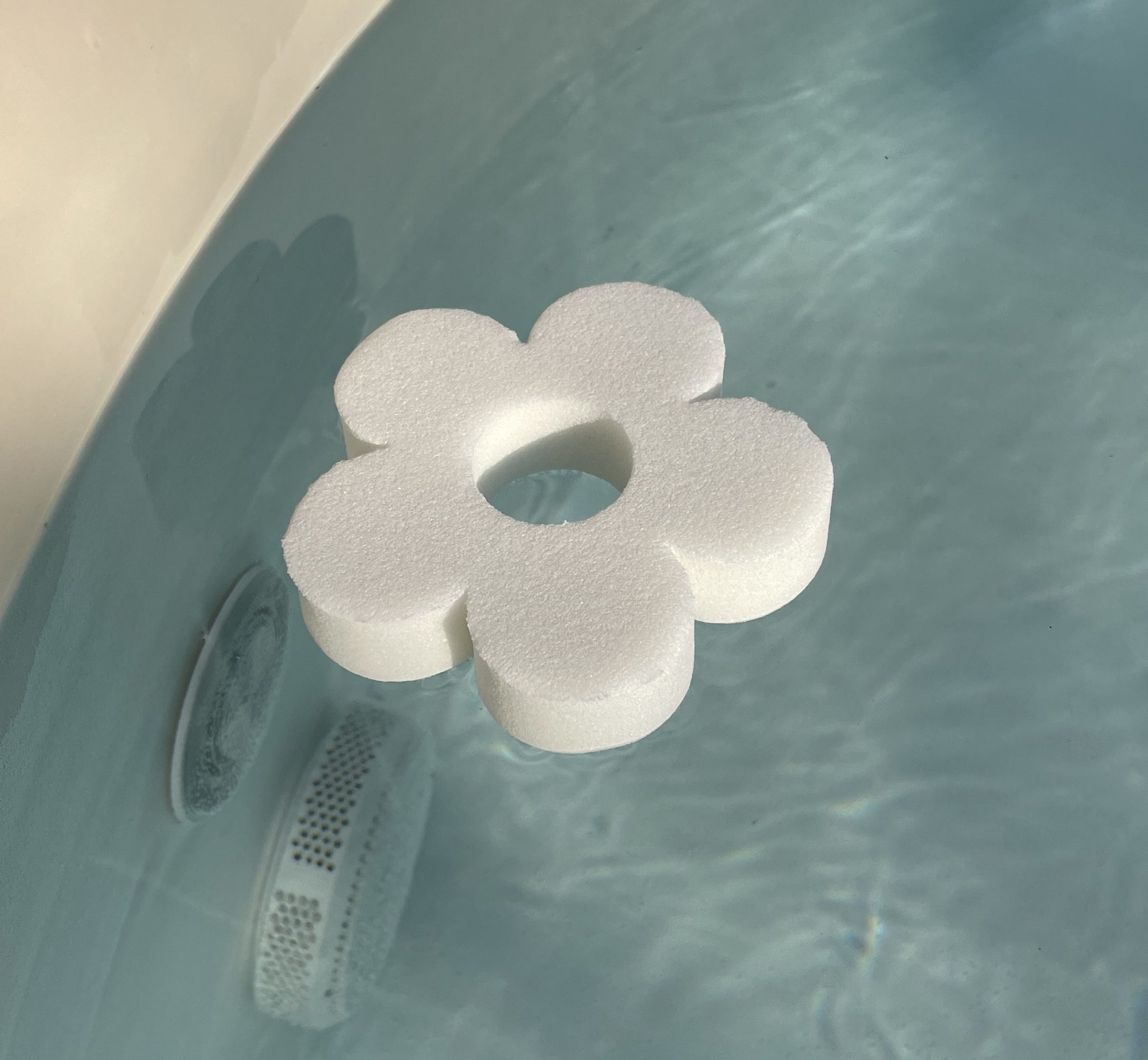 Scum Sponges Simple Care by Softub Spas